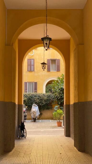 Cosy And Stylish In A Lively Area Of Rome