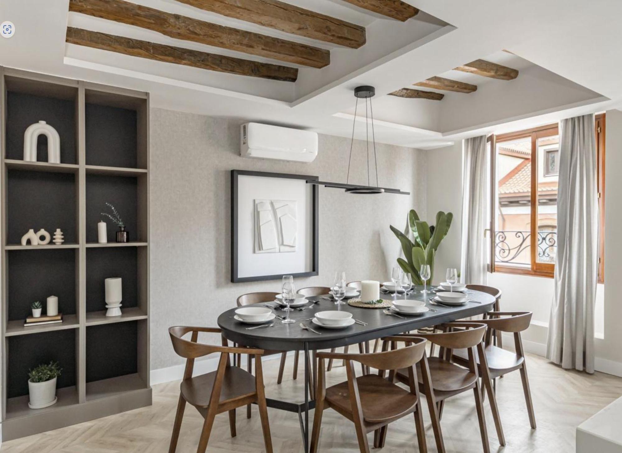 Cosy And Stylish In A Lively Area Of *